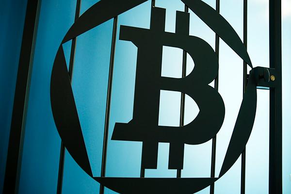 比特币空胶后市值多少_比特币空胶后市